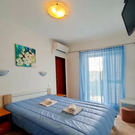 Skajla Aparthotel