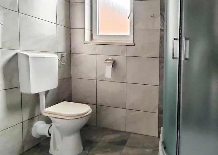 Skajla 3*